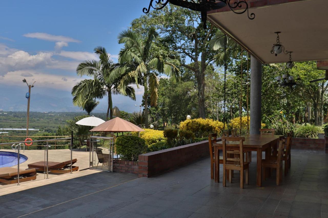 Hotel Tata Premium Pueblo Tapao Exterior foto