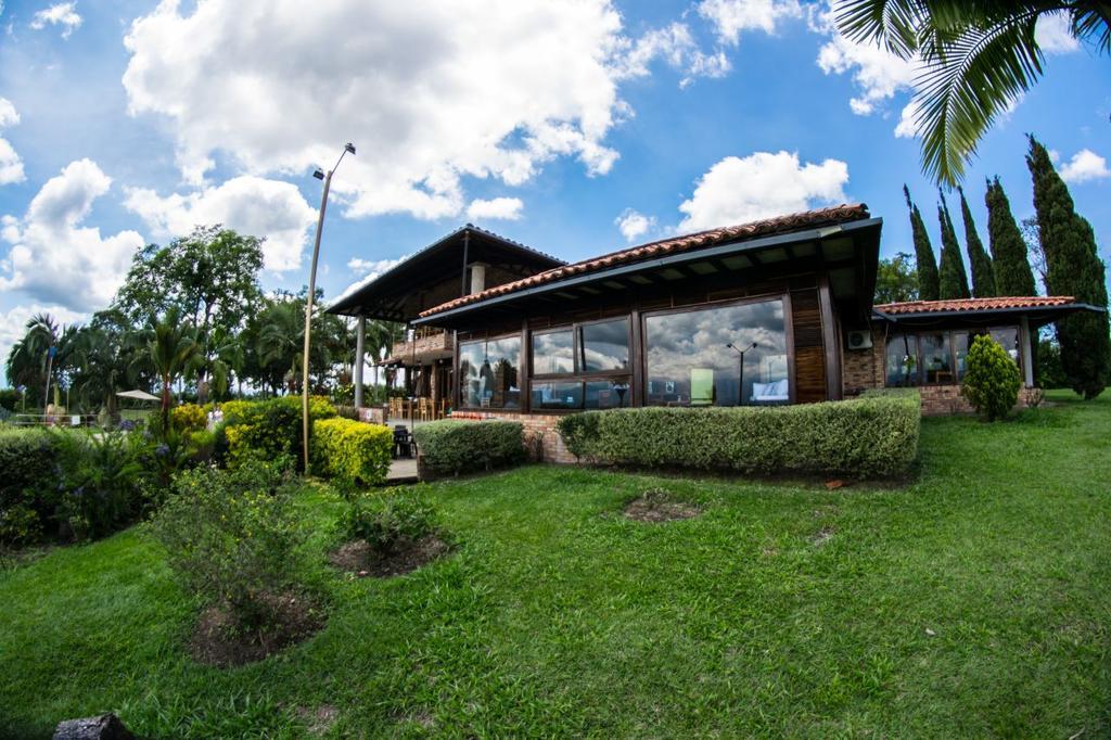 Hotel Tata Premium Pueblo Tapao Exterior foto